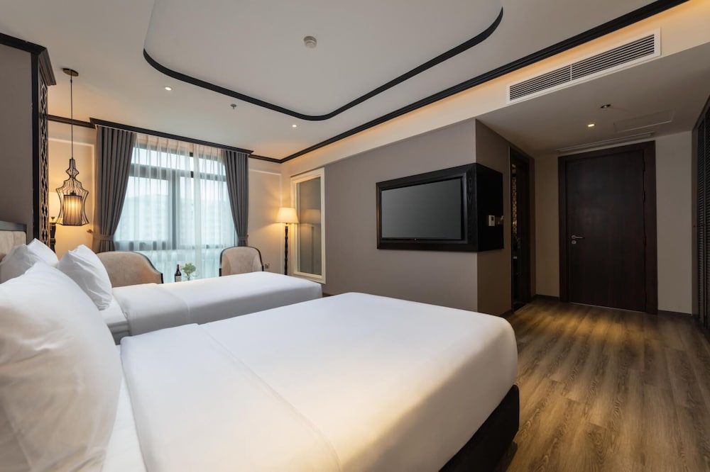 FTE Ba Dinh Hotel 17/48