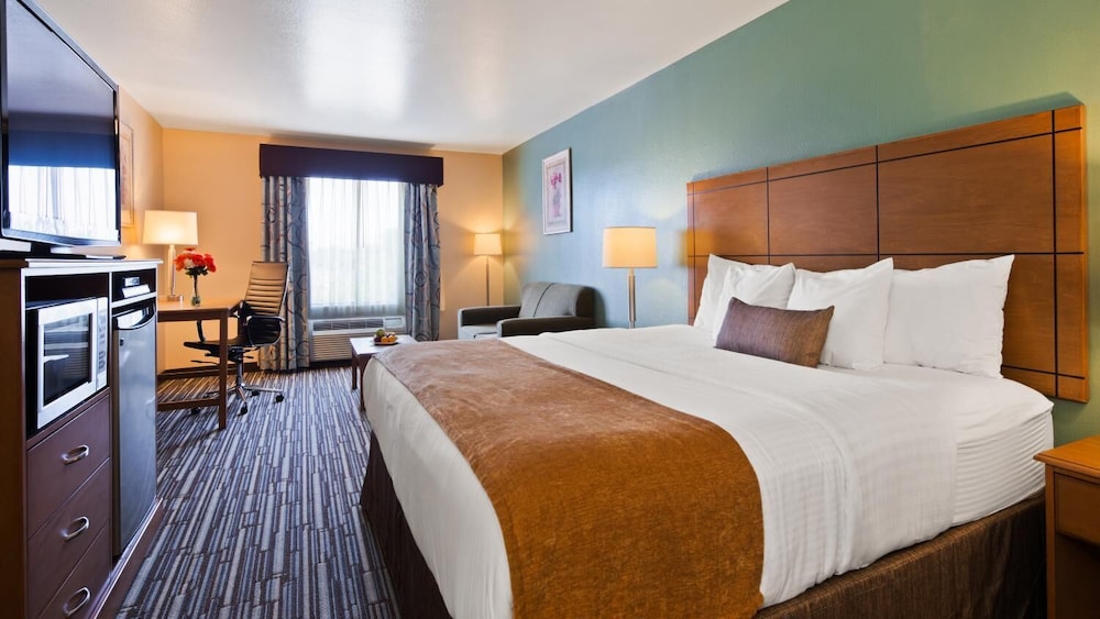 Quality Inn Perryton 11/36