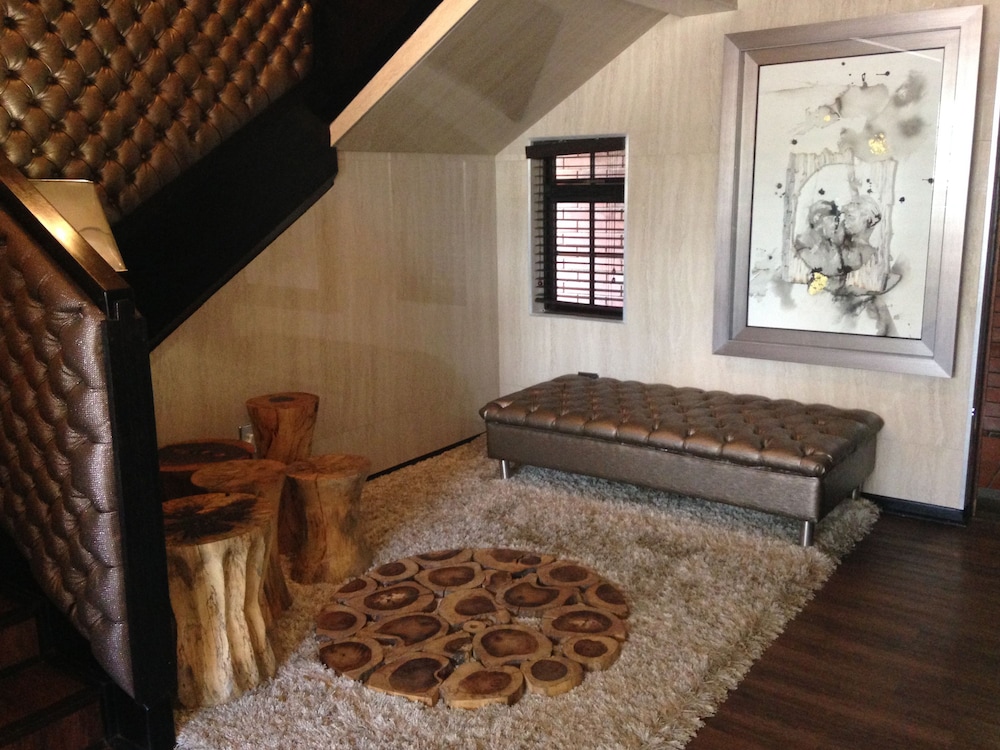 Cycad Guest House 43/50