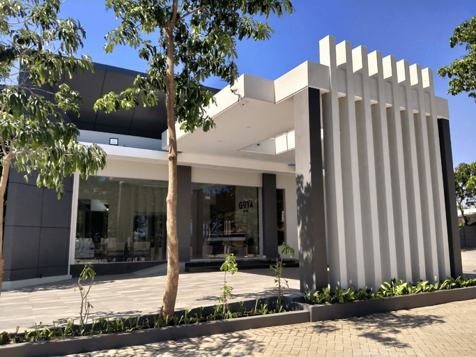 Goya Hotel Probolinggo 1/10