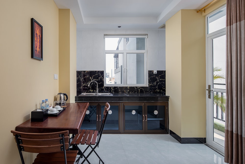 Botum Palace Hotel 50/57