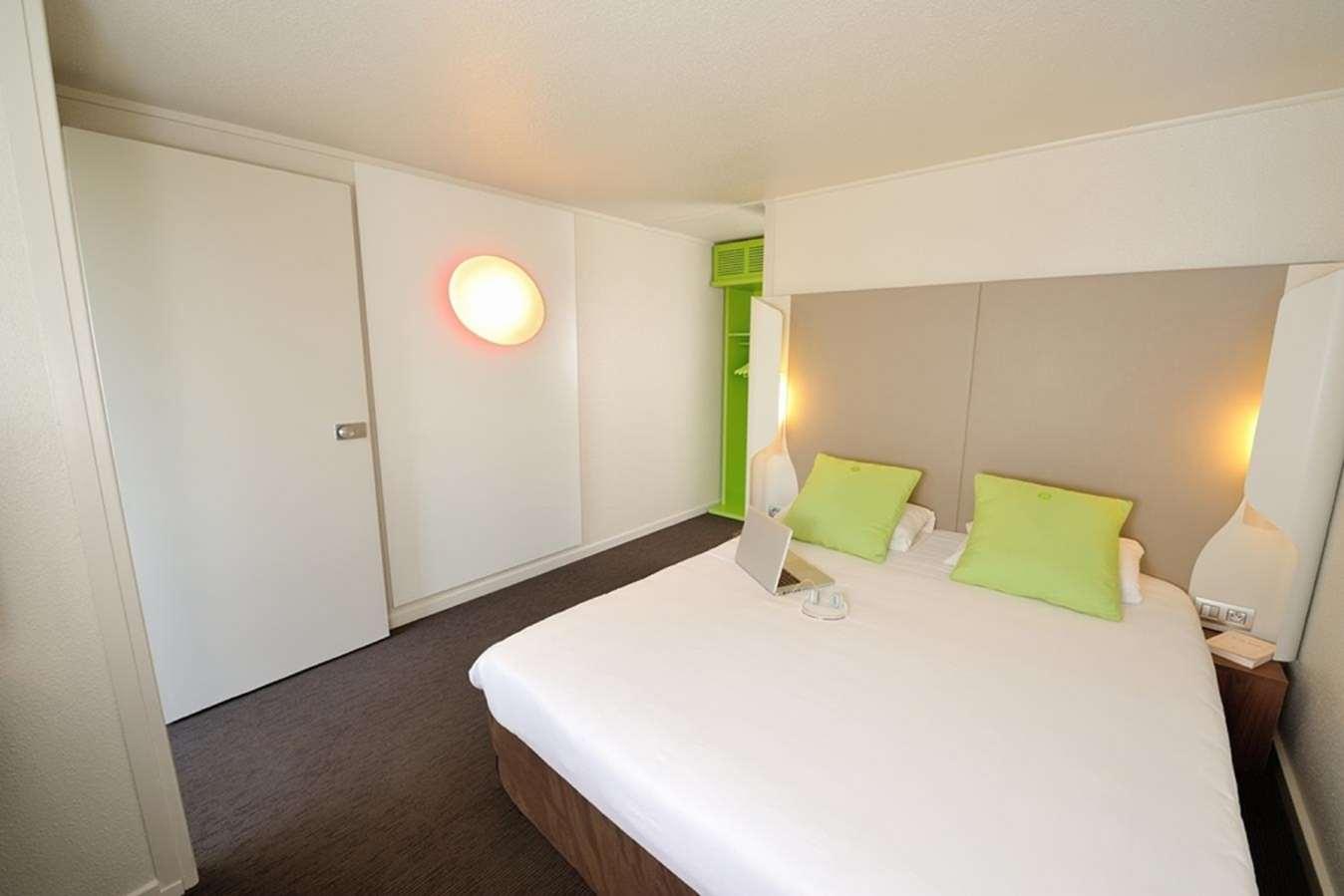 Next Generation, Double Bed