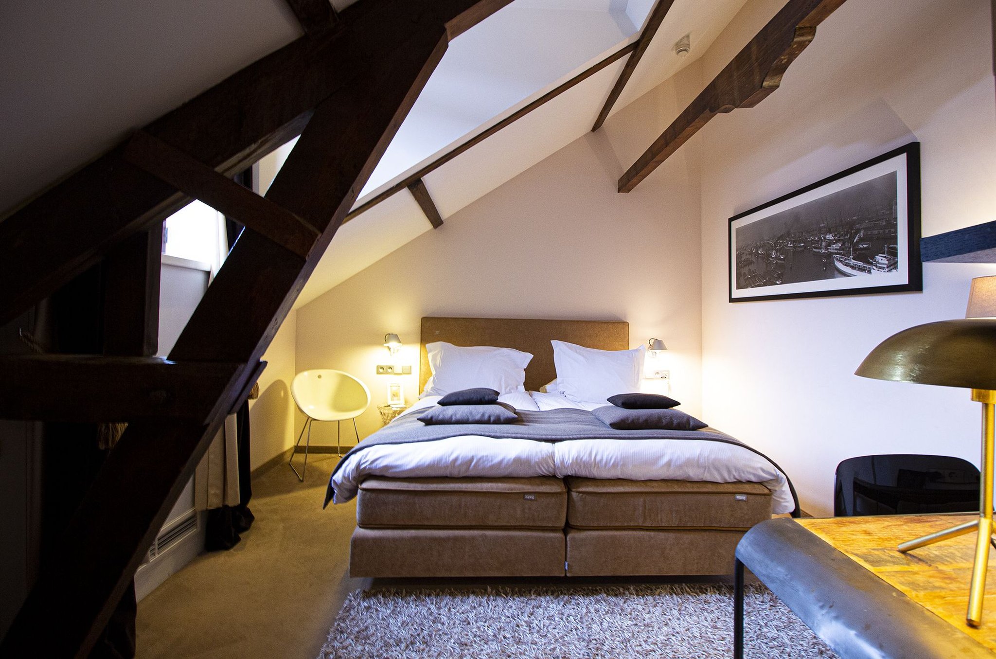 STANDARD, DOUBLE BED