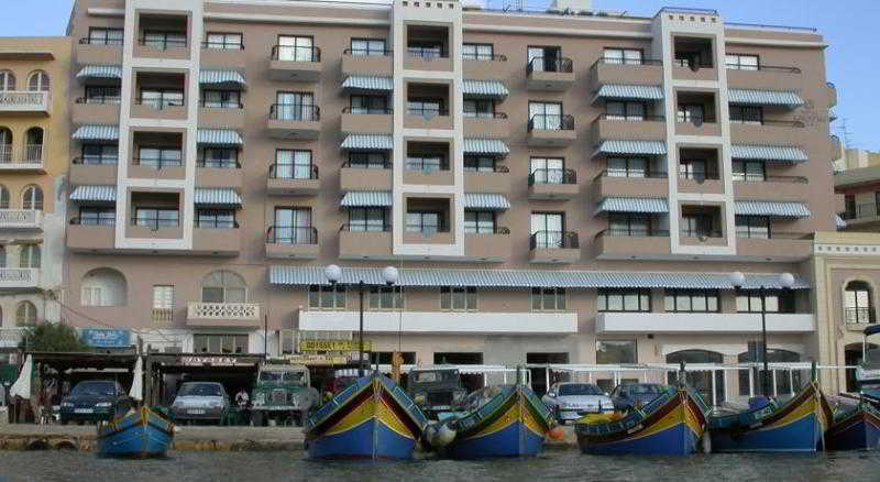 Hotel Calypso 5/48