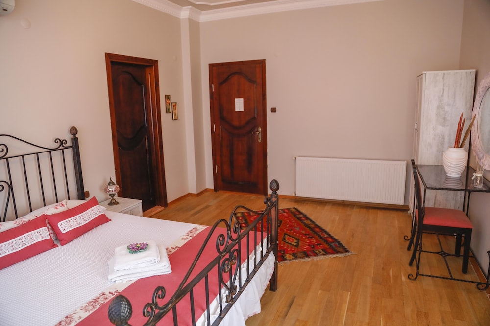 Kordelya Hotel 13/35