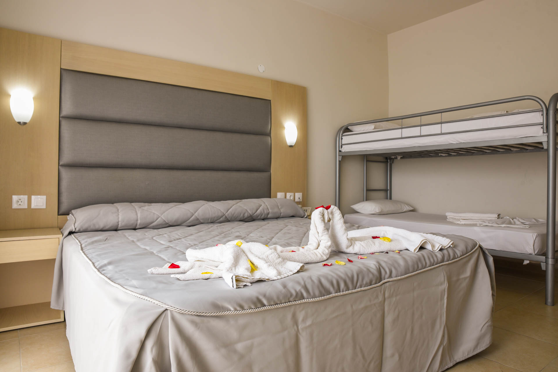 Marathon Hotel 20/50