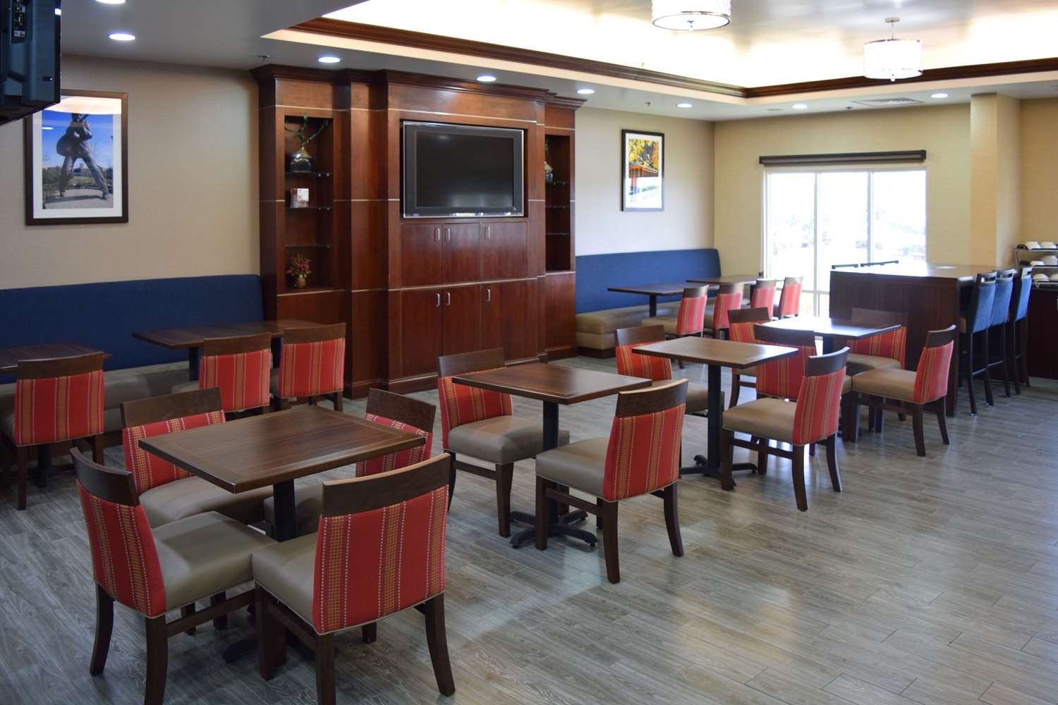 Comfort Suites Olive Branch - Memphis South 38/43