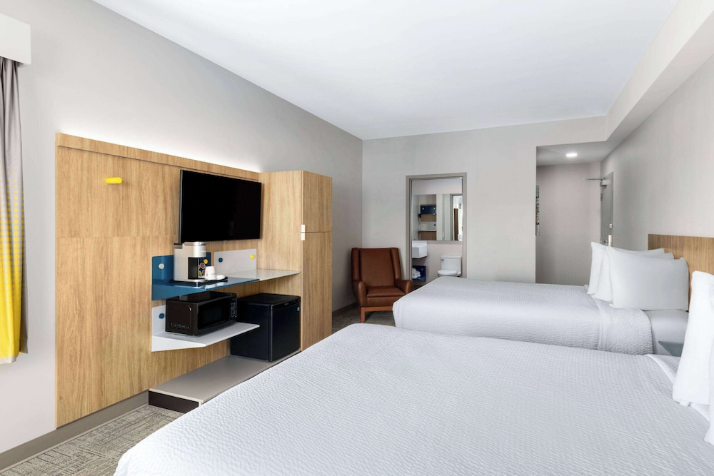 STUDIO, SUITE, 2 QUEEN BEDS, BATHTUB