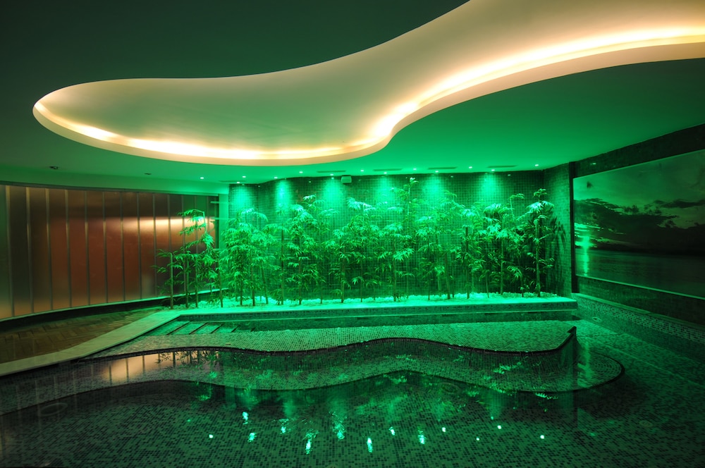Gold Island Selected 16/50