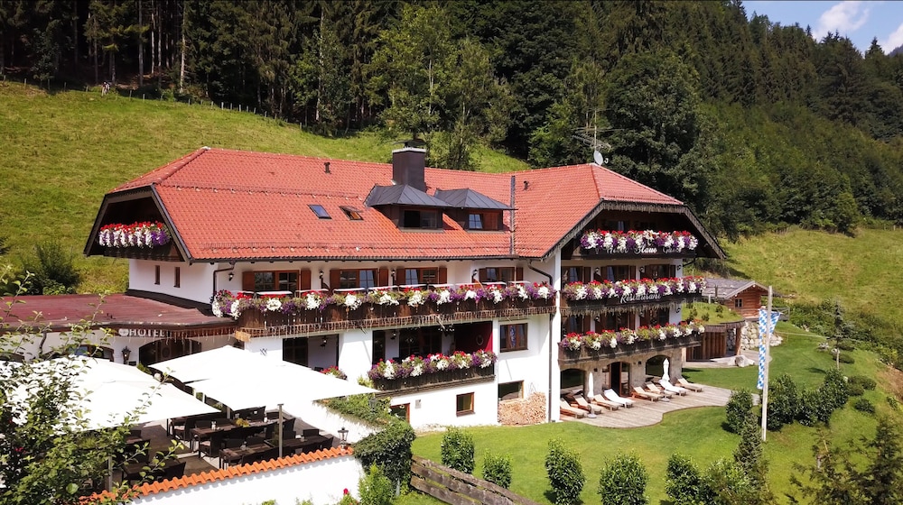 Hotel Blaue Gams 68/73