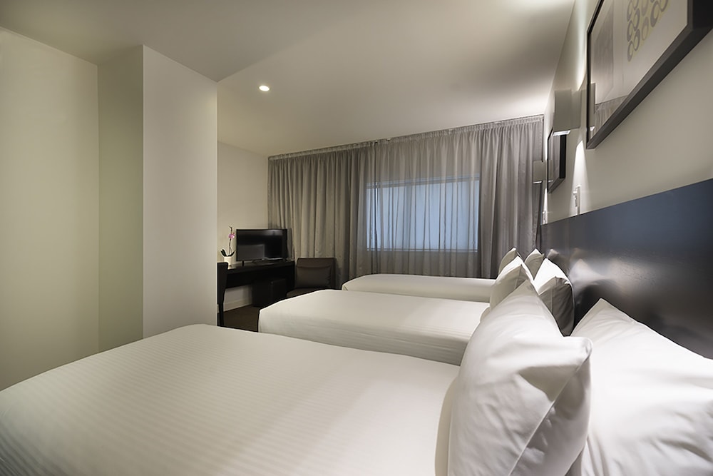 Room at Causeway 353, MELBOURNE