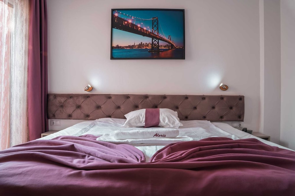 STANDARD, DOUBLE BED