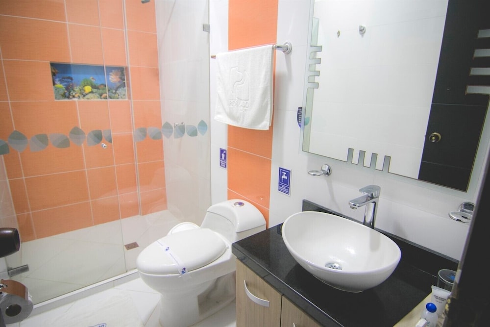 Hotel Poblado Covenas 47/50