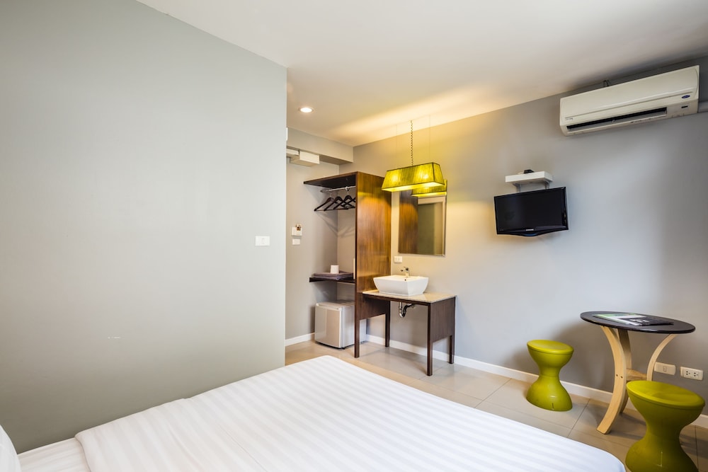 Athua Lamphong 25/78