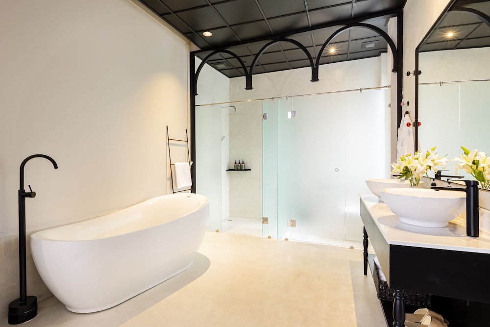 MiLa Hotel Thapae 16/63