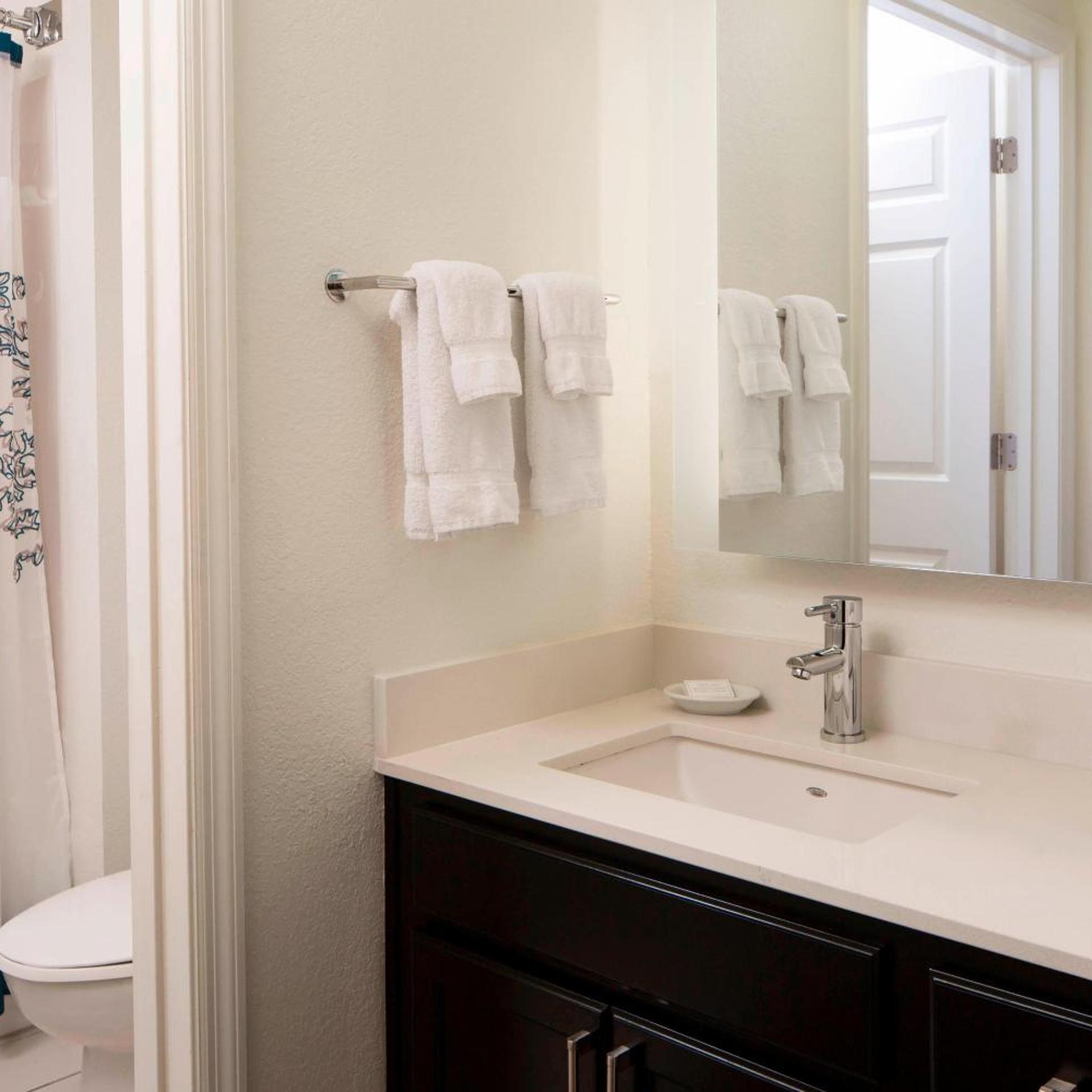 1 Bedroom, Suite, 2 Queen Beds, Sofa, Accessible, Residence Inn Orlando At Seaworld 2/5
