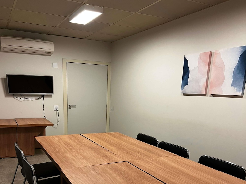 Ibis Catalao 56/62