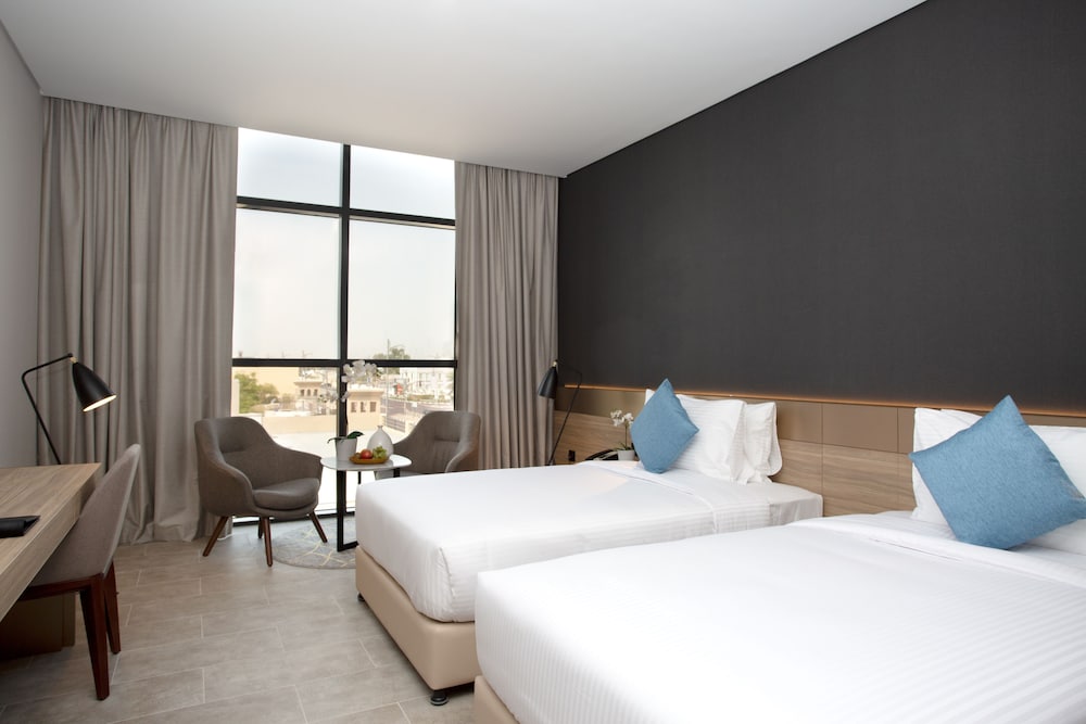 Beach Walk Hotel 20/67