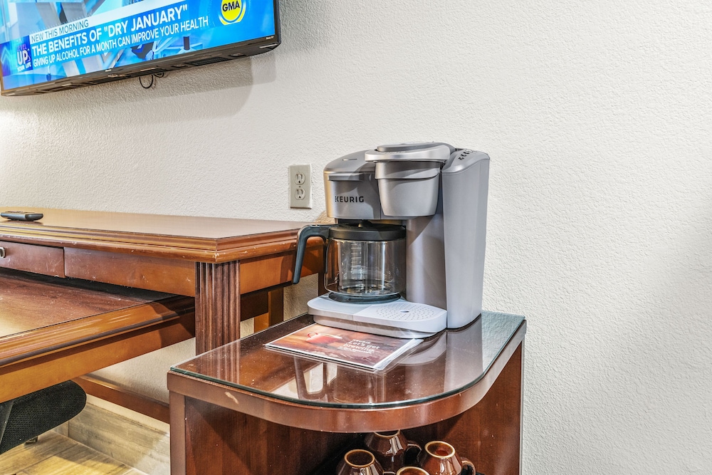 Metro Tempe Extended Stay 32/55