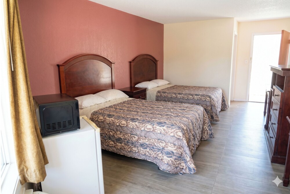 2 Full Beds Non-Smoking، Budget Inn Jennings LA I-10 4/10