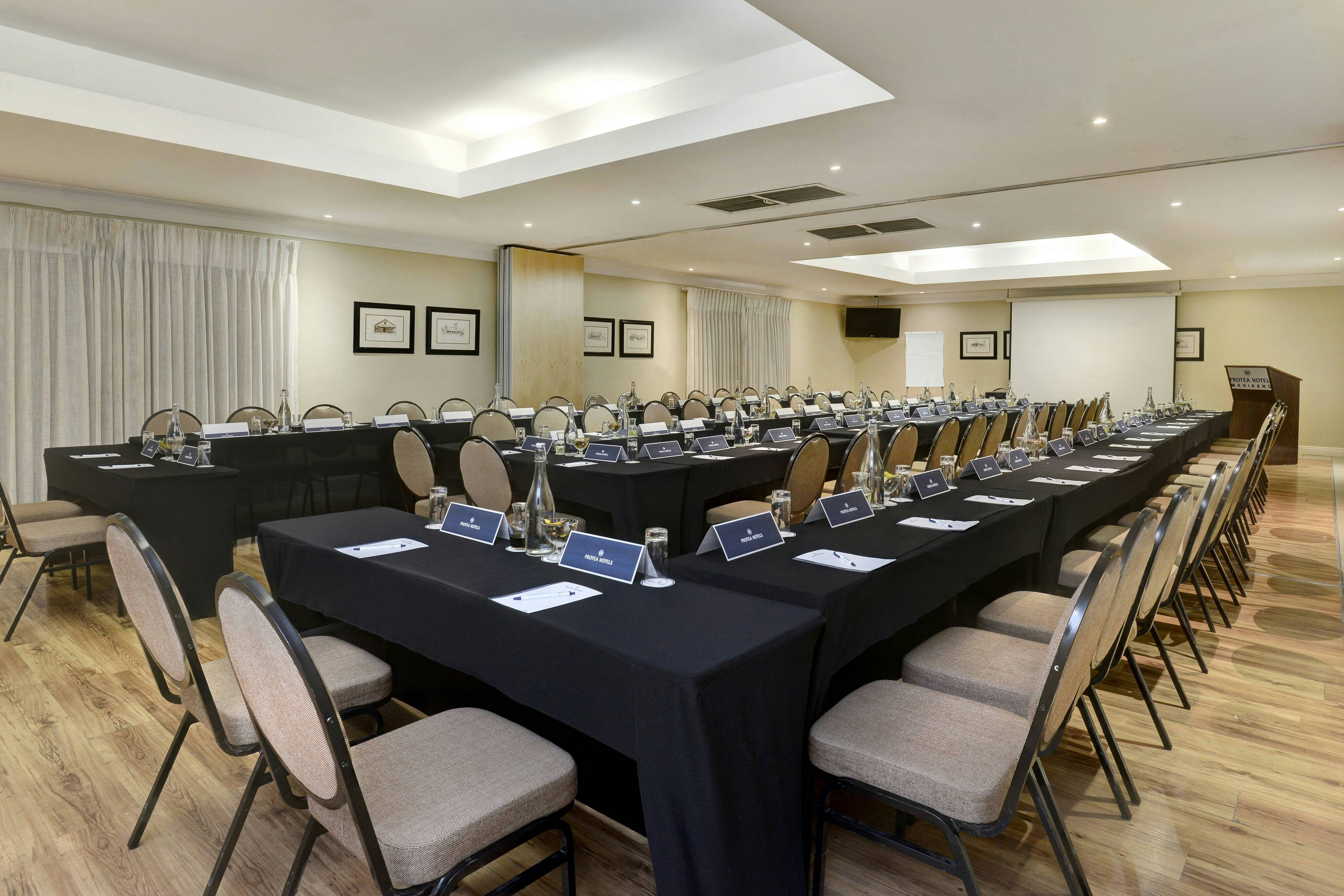 Protea Hotel Mafikeng 30/45