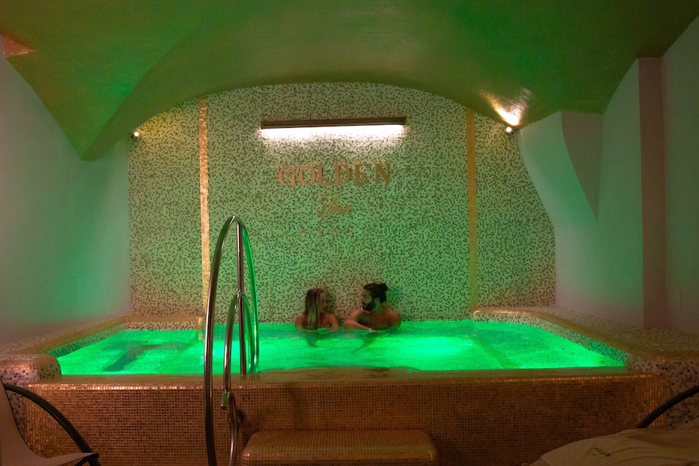 Golden Tower Hotel and Spa 23/38