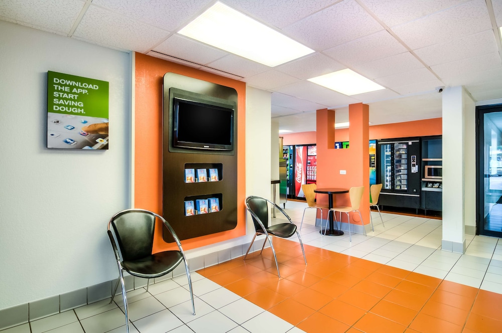Motel6 Arlington Heights, IL - Chicago North Central 26/42