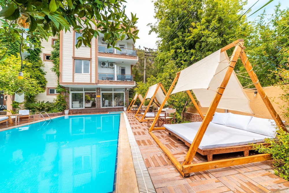 Guler Butik Hotel 8/20