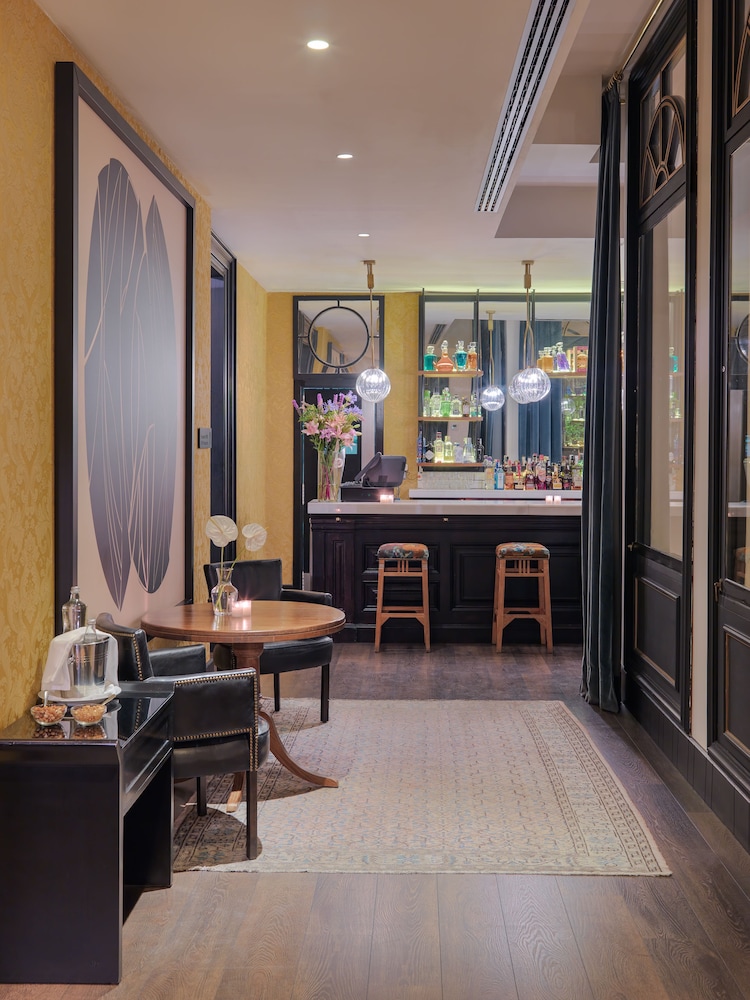 H10 Catalunya Plaza Boutique Hotel 5/73