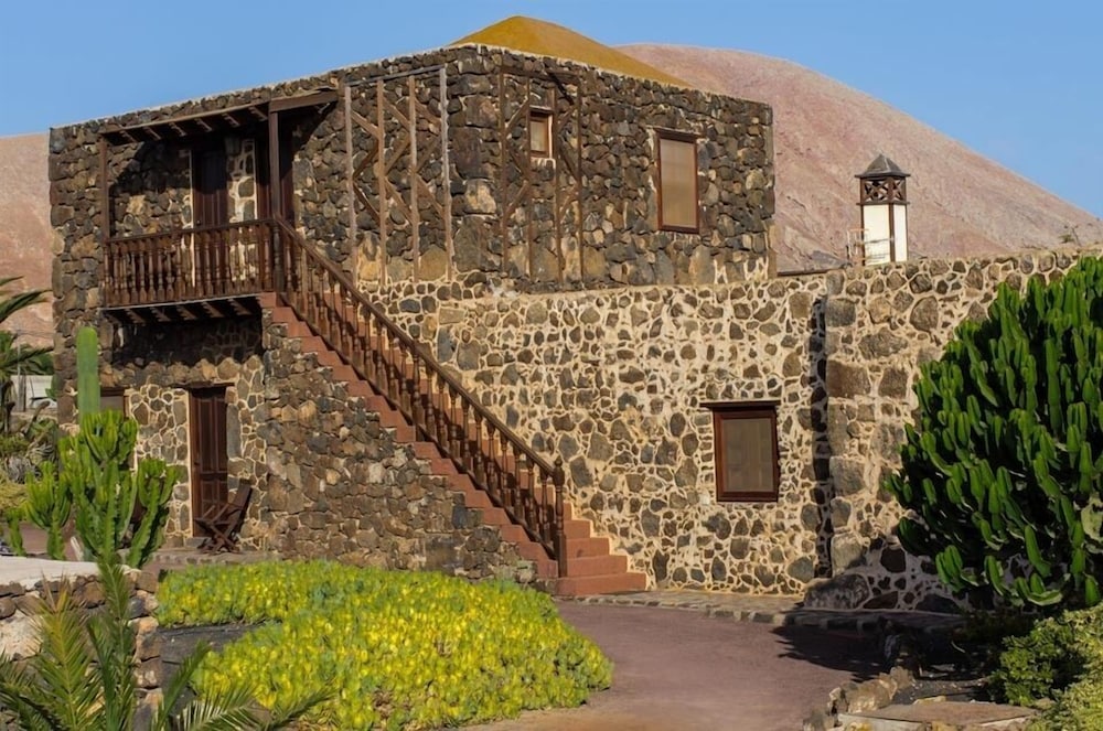 Hotel Rural Mahoh 4/64