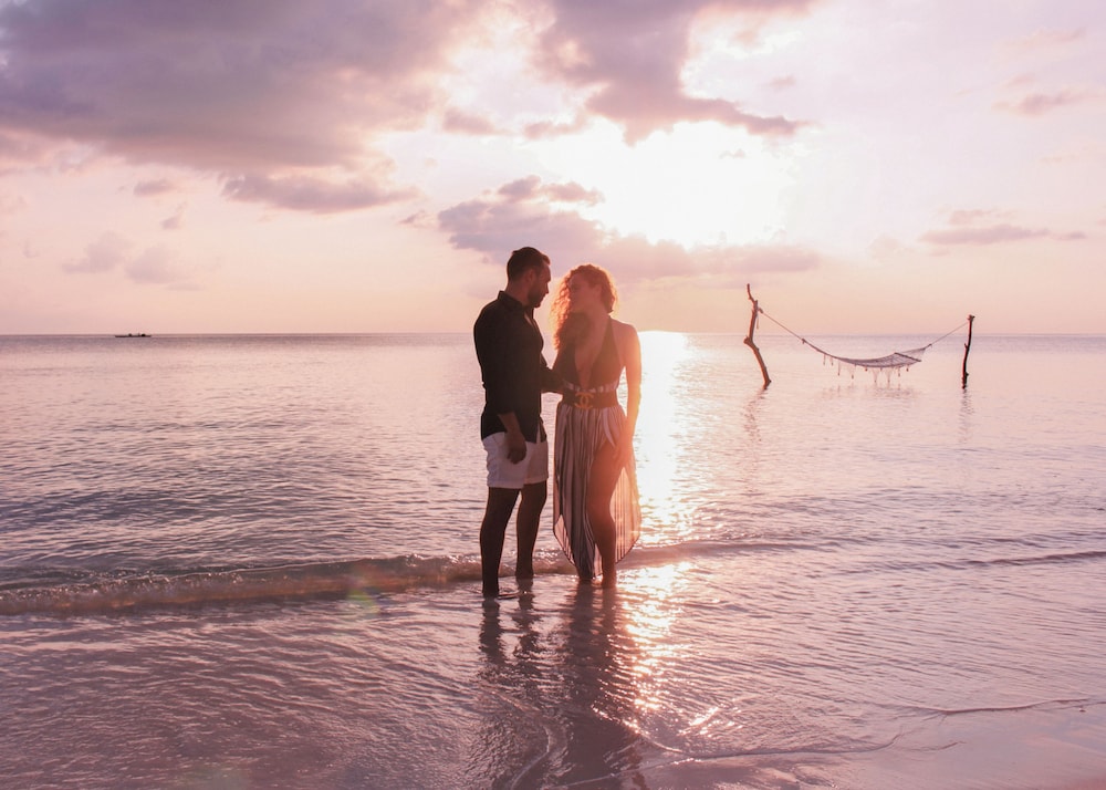 Furaveri Maldives 60/67