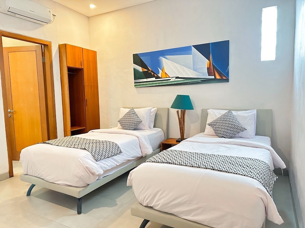 2 BEDROOMS, APARTMENT