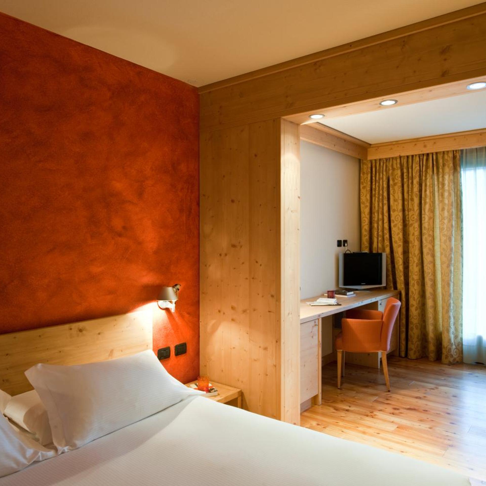 HOTEL MEUBLE SERTORELLI REIT 17/52