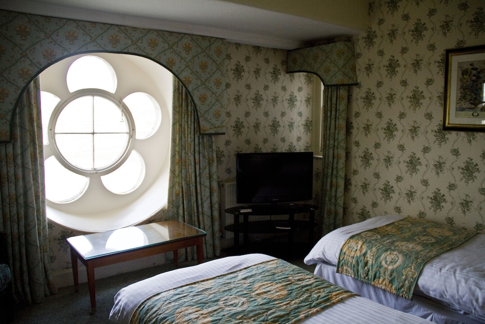 The Duke Of Cornwall Hotel 47/73