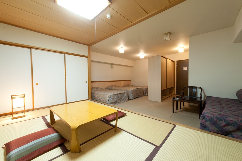 Kumanoyu Hotel 15/52