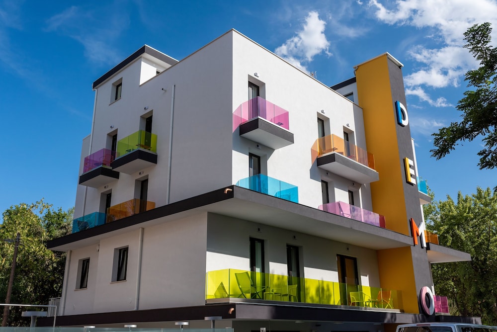 Demo Hotel Design Emotion 2/50