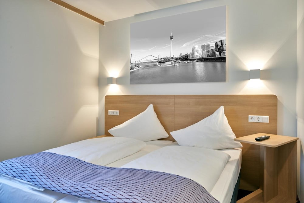 Mcdreams Hotel Düsseldorf-City 8/35