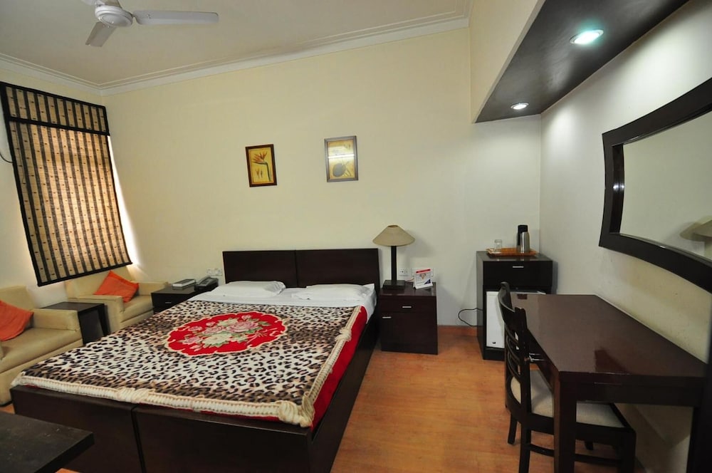 Ymca Tourist Hostel 31/43