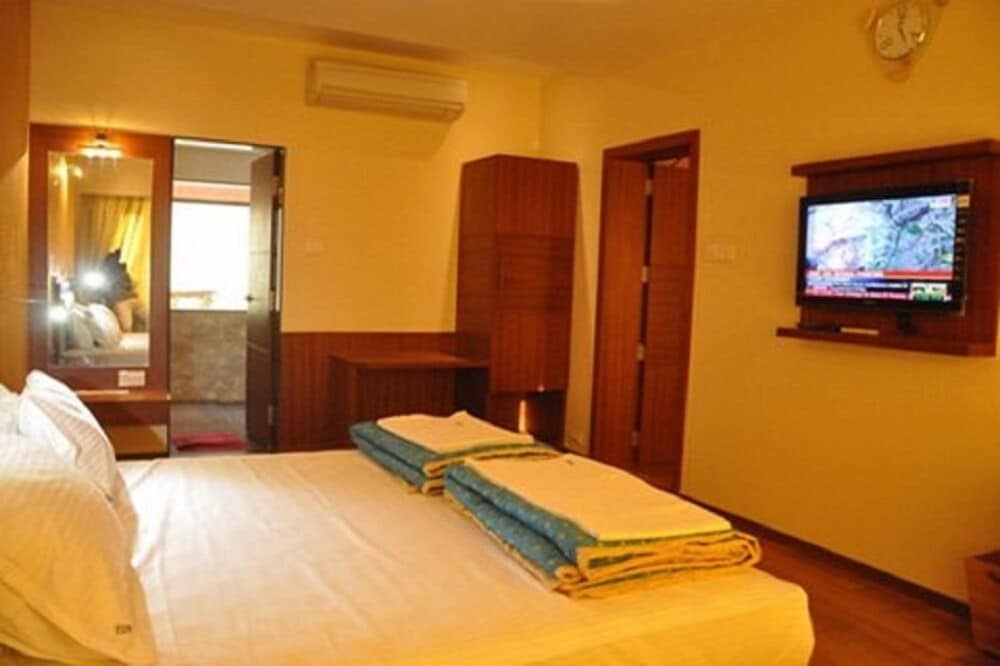 Hotel Panchavati Elite Inn 6/18