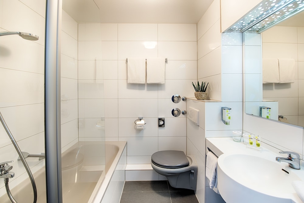 Achat Hotel Hockenheim 50/50