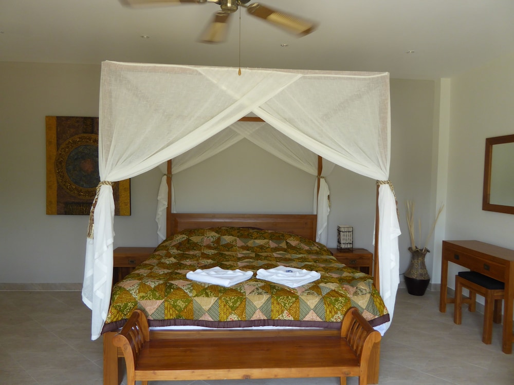 Tropicana Beach Villa At Vip Resort 5/50