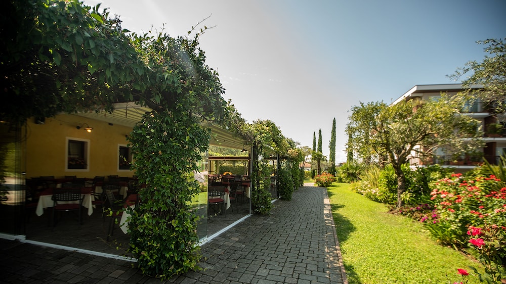 Hotel Bella Italia 3/36
