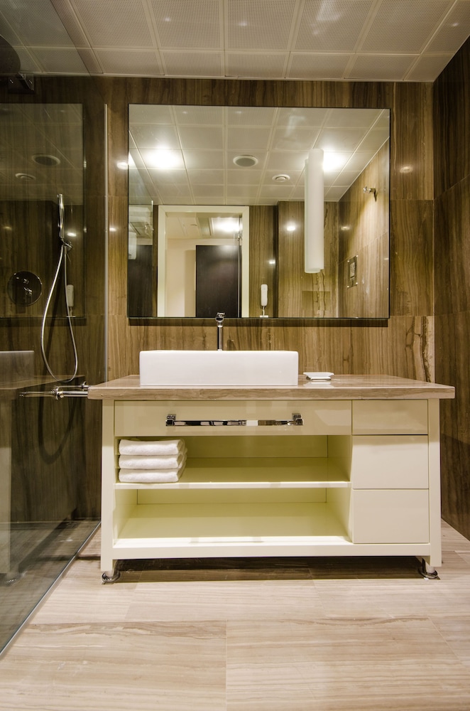 Inncity Hotel Nisantasi 47/50