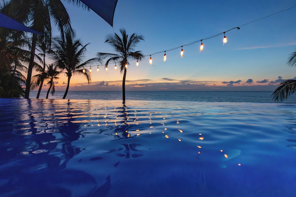 Yemaya Reefs, a Small Luxury Hotel 58/64