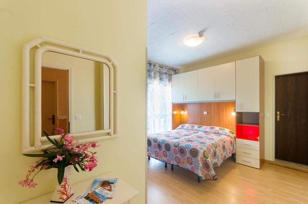 Hotel Romantik 14/50