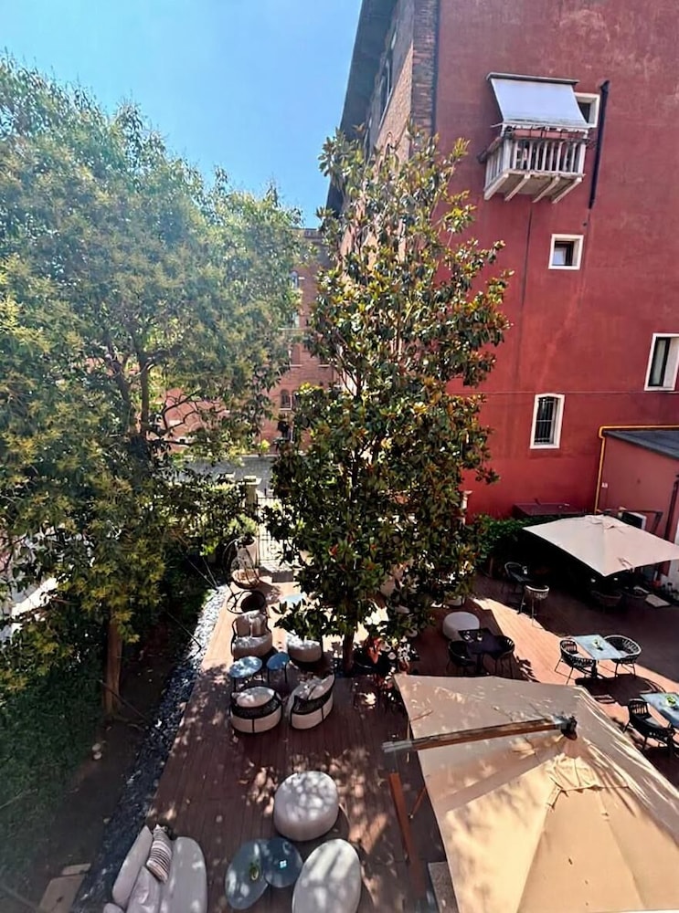 Palazzo Barocci Venezia 40/72