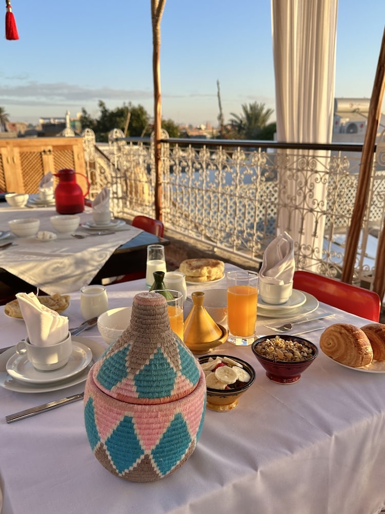Riad Tizwa 33/50