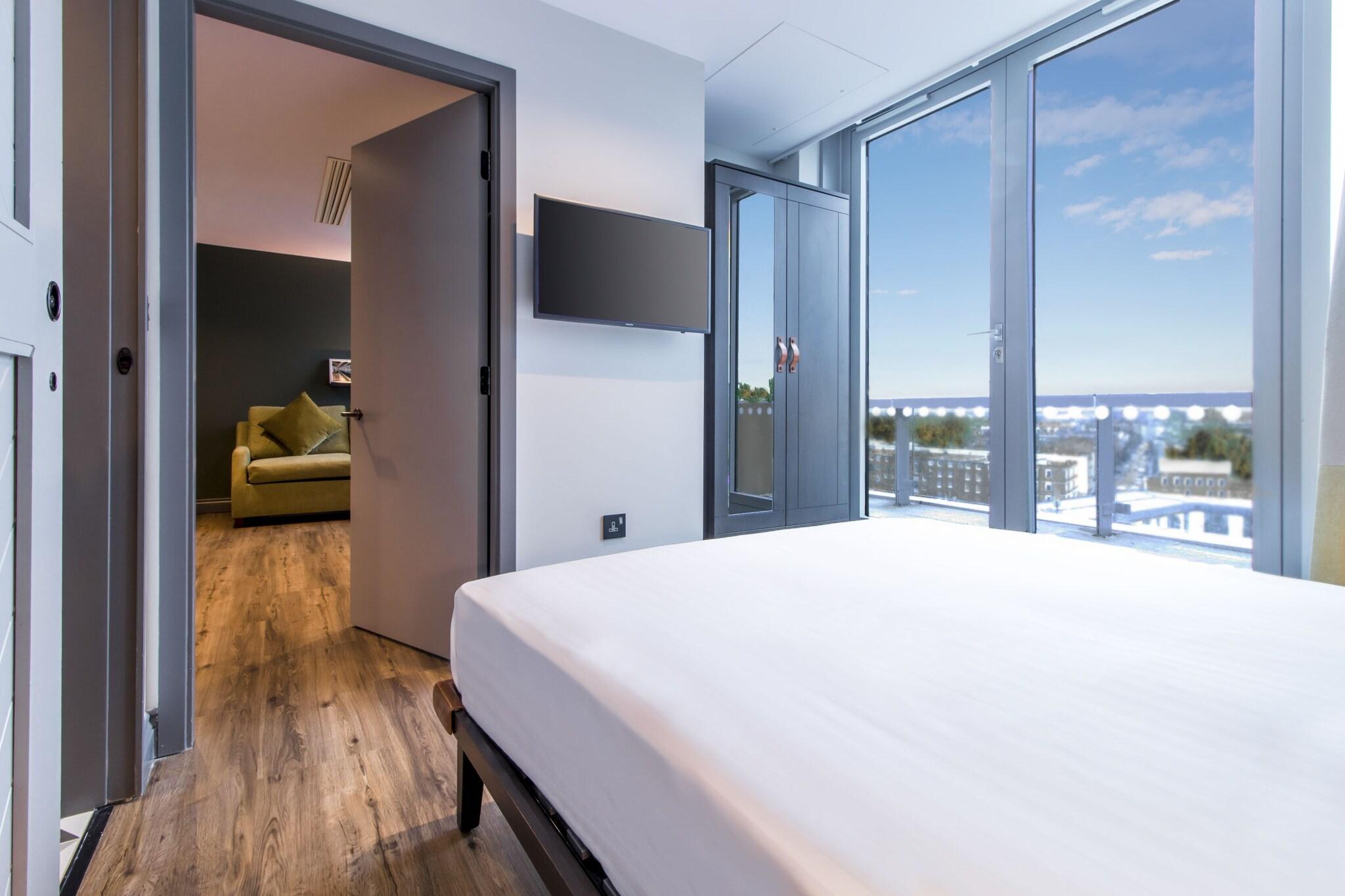 Premium, Suite, Residence Inn By Marriott London Kensington 3/8