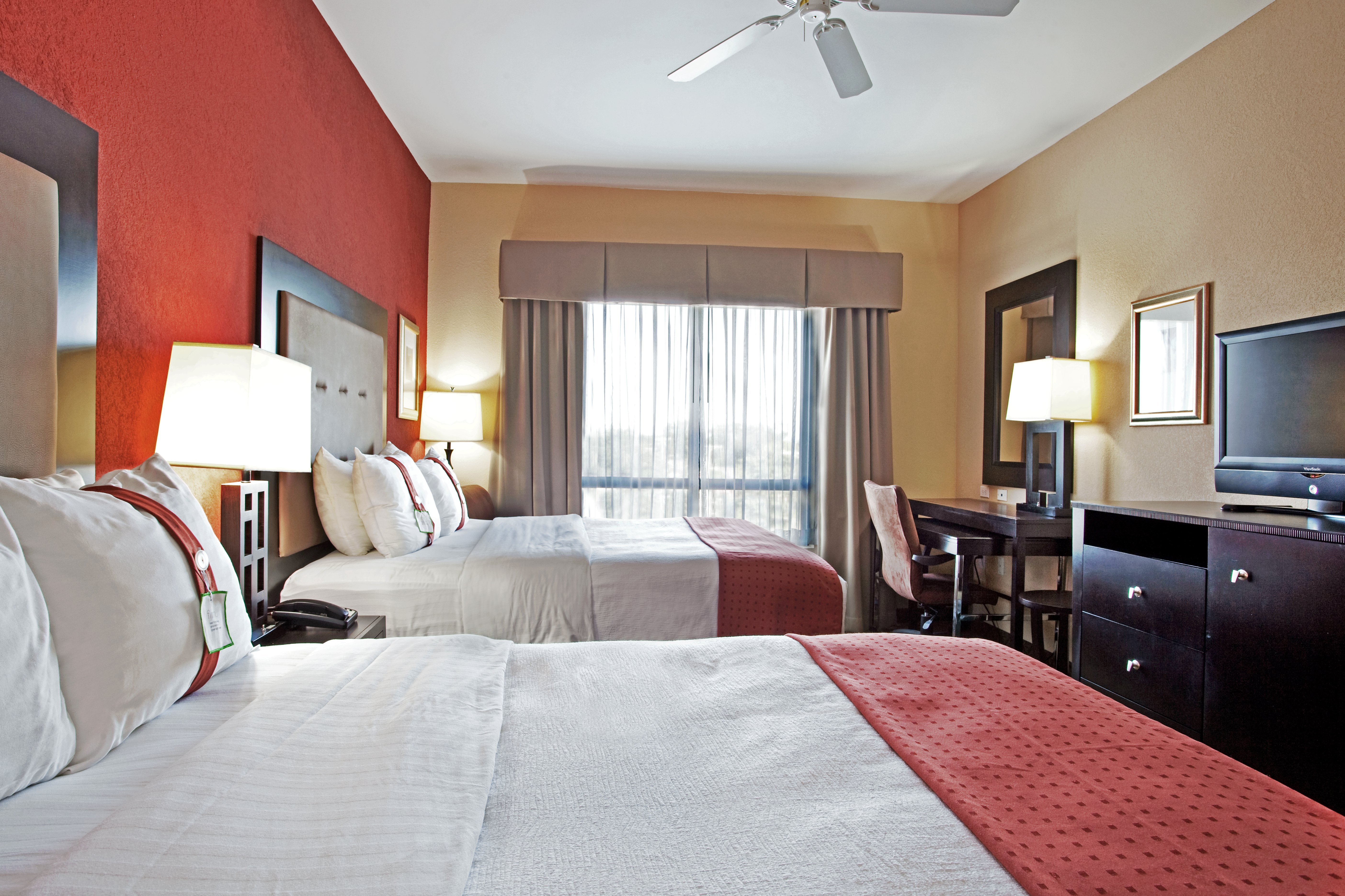 Holiday Inn Houma 9/21