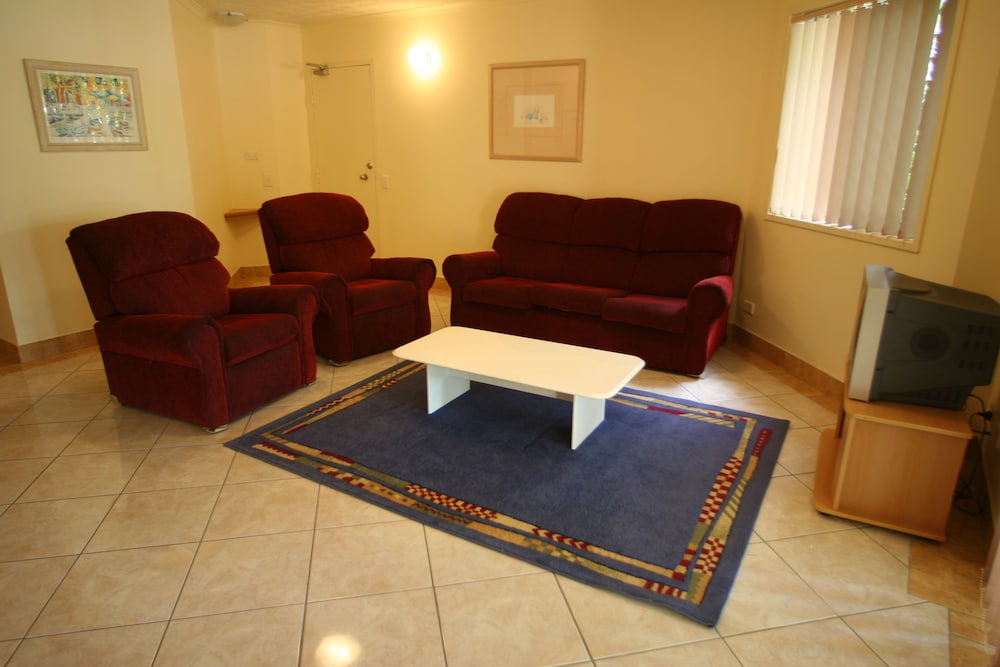 Diamond Sands Resort 8/23
